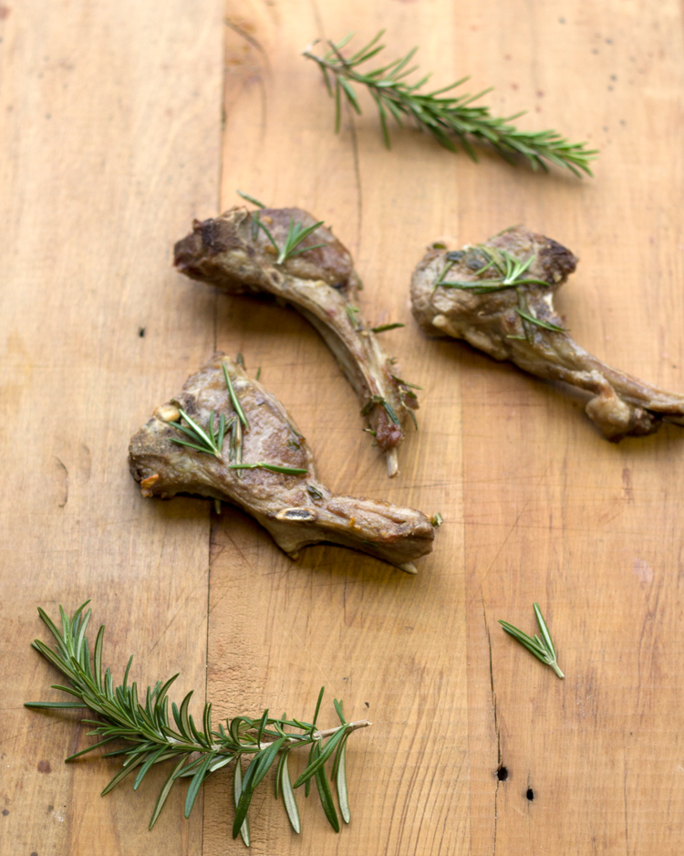 Lamb cutlets with rosemary